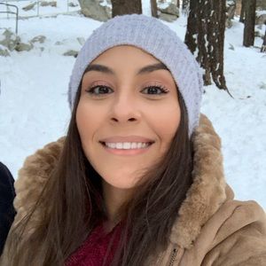 Meet your Posher, Diana